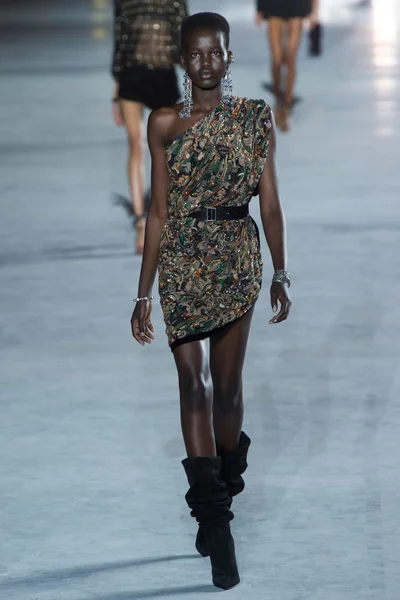Look 9